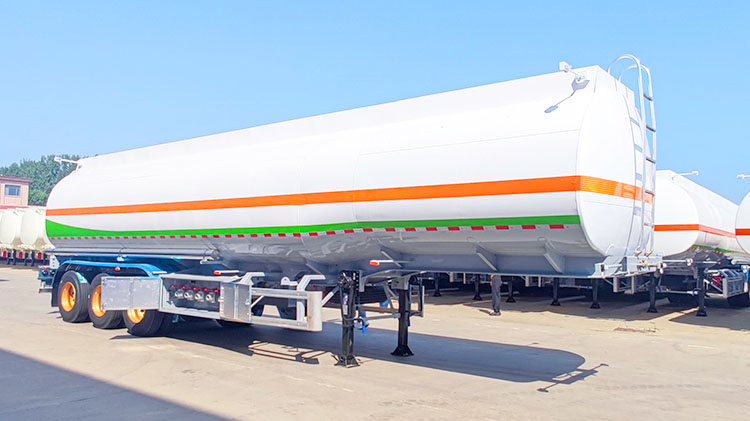 3 Axle Semi Trailer Fuel Tanker - Diesel Fuel Trailer for Sale in Mexico