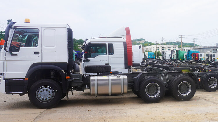Sinotruk Howo 6x4 Tractor Head for Sale in Mexico